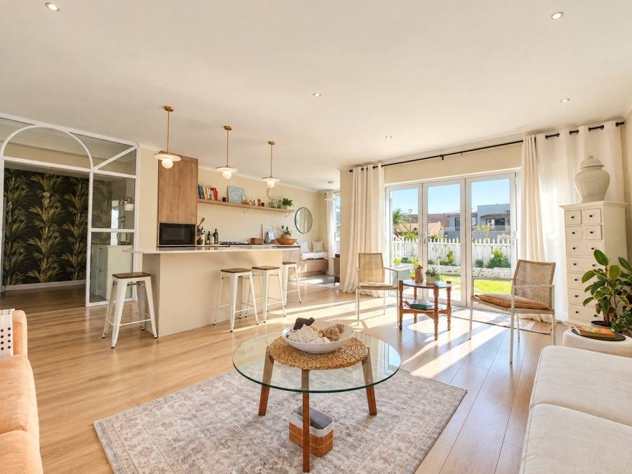 4 Bedroom Property for Sale in Melkbosstrand Central Western Cape